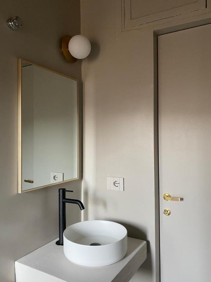 Bilocale Di Design Con Vista In Crocetta Quadronno Apartment Милано Екстериор снимка